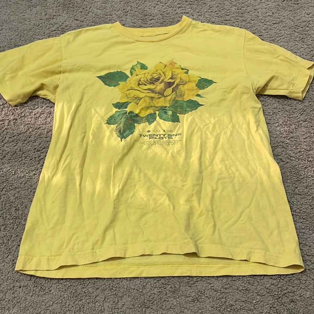Twenty one pilots tee